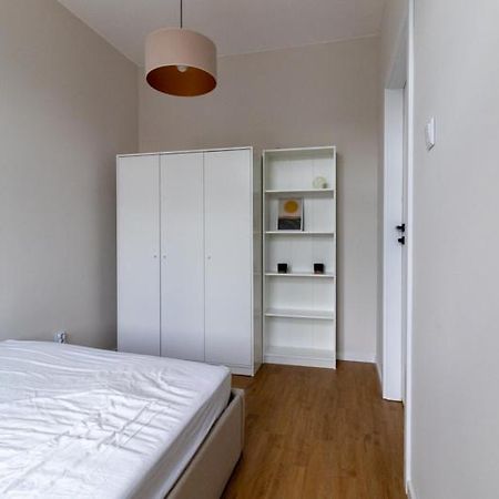 Jasny Apartament W Centrum Miasta 2 Лодзь Экстерьер фото